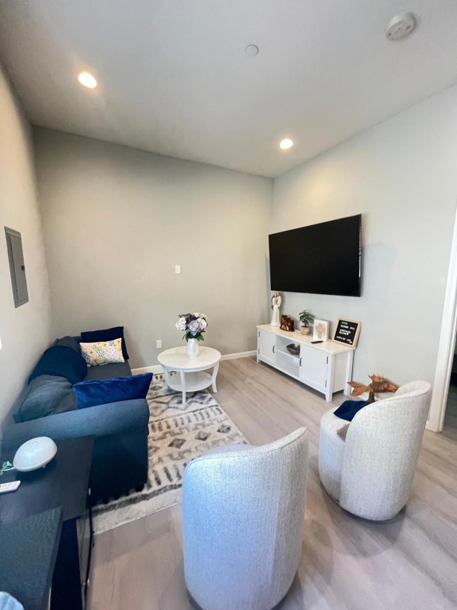 Van Nuys Luxury, Near To Universal Studios, And Hollywood Лос-Анджелес Экстерьер фото